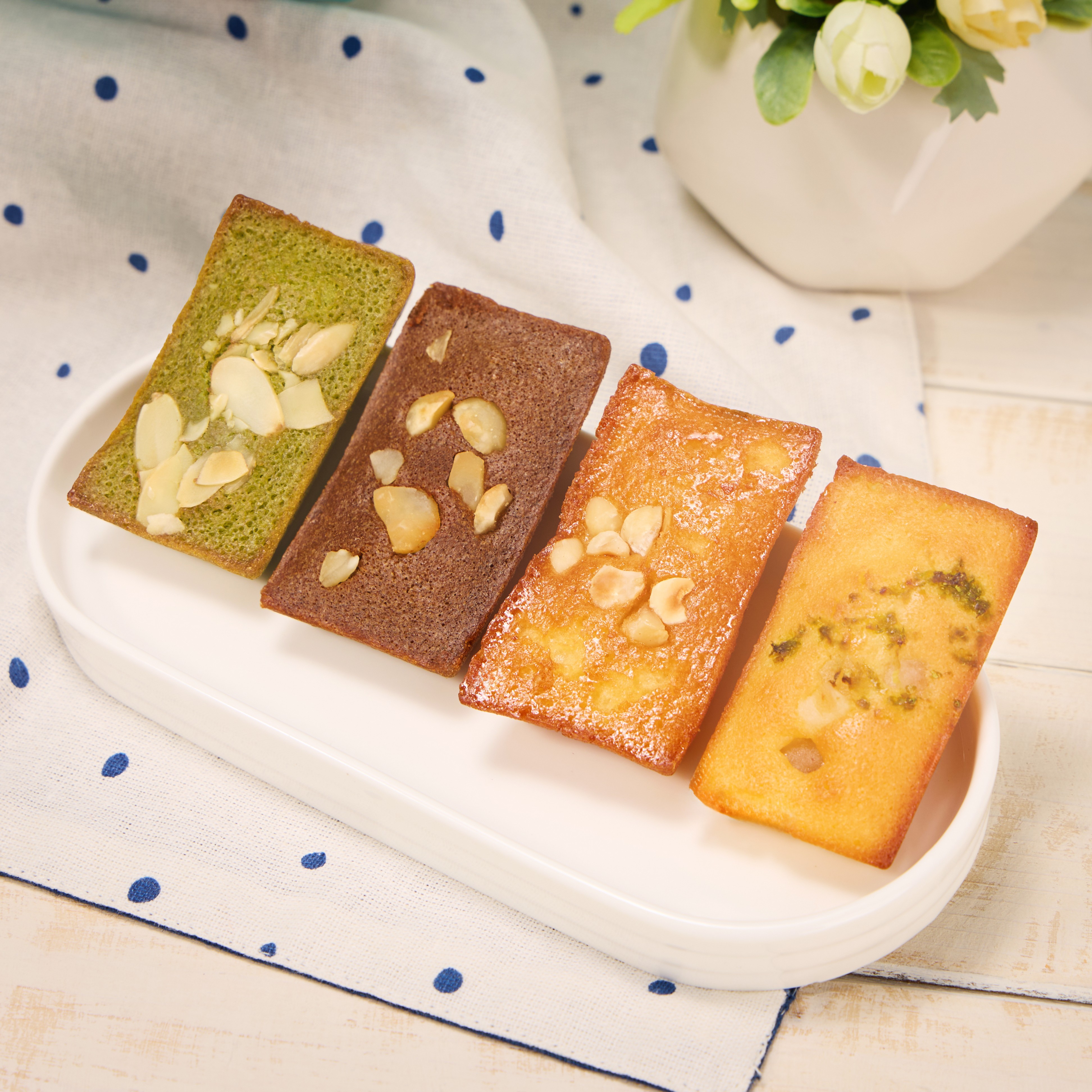 4口味金磚費南雪